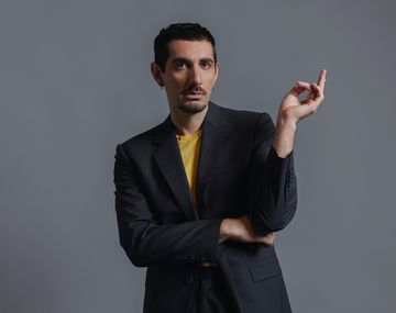 Alex Anwandter festeja dos décadas de música con un show irrepetible en Buenos Aires