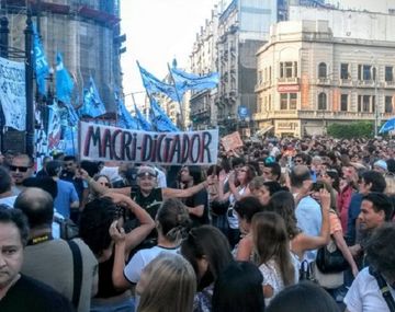 {altText(,#DespidosEnLaEraMacri: informe especial de C5N)}