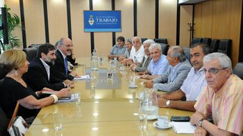 firmaran acuerdos salariales en un acto en casa rosada firmaran acuerdos salariales en un acto en casa rosada