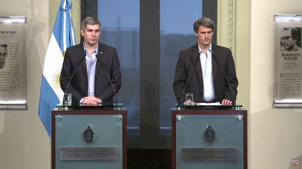 Prat Gay confirmó oferta por más de 60 mil millones de dólares por bonos