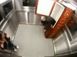El peor susto de su vida para los pasajeros de un ascensor