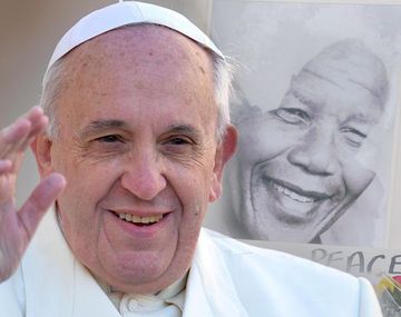 El Papa le dio su pésame a los familiares de Nelson Mandela