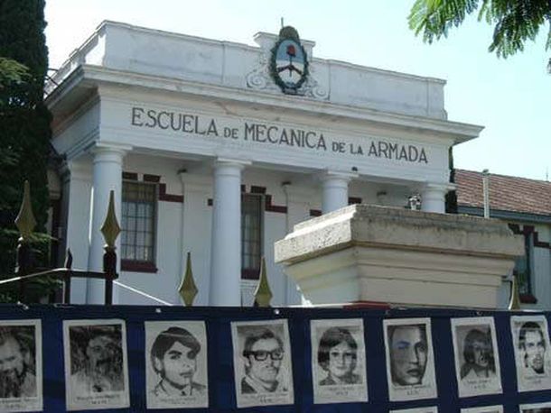 Niegan la excarcelación a ex marinos acusados de crímenes en la ESMA