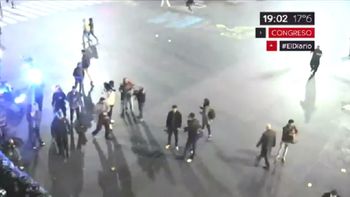 incidentes frente al congreso en la protesta por la desaparicion de maldonado incidentes frente al congreso en la protesta por la desaparicion de maldonado