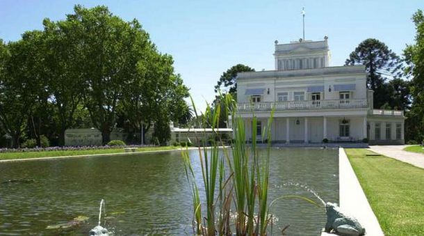 Un cura reveló que Macri lo buscó para exorcizar la quinta de Olivos