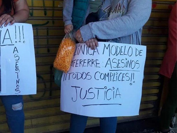 Indignación por mala praxis y abandono de persona en una conocida clínica de Laferrere