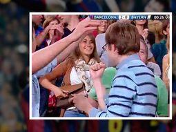 antonella, centro de miradas en el partido de messi antonella, centro de miradas en el partido de messi