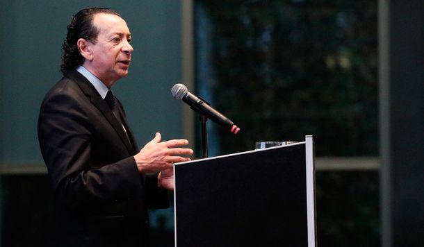 El Gobierno esperará la inflación del jueves para definir un bono o revisar paritarias