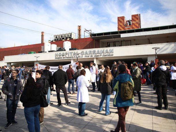 Los médicos residentes del Hospital Garrahan levantaron el paro previsto para este miércoles