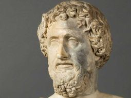 Tales de Mileto es considerado el primer gran filósofo de Occidente. Tales de Mileto es considerado el primer gran filósofo de Occidente.