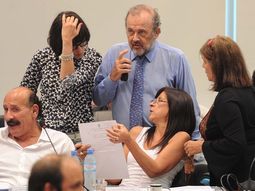 diputados acepto cambios en los proyectos y firmo dictamen diputados acepto cambios en los proyectos y firmo dictamen