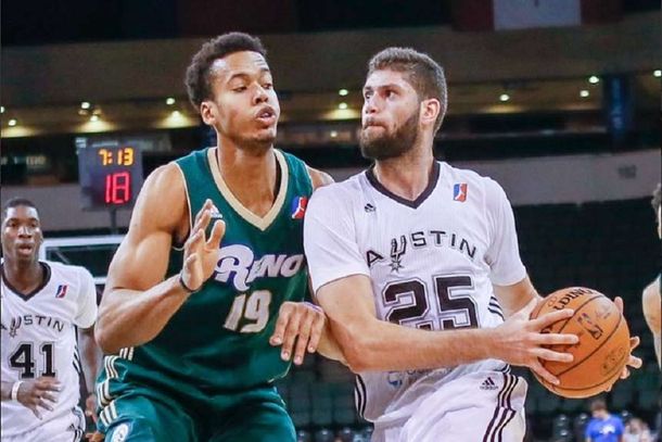 Patricio Garino en acción con los Austin