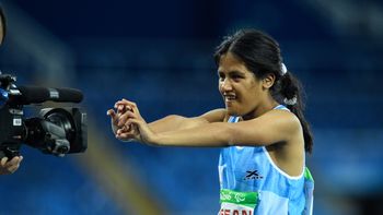 la argentina yanina martinez gano el oro en los 100 metros de atletismo la argentina yanina martinez gano el oro en los 100 metros de atletismo