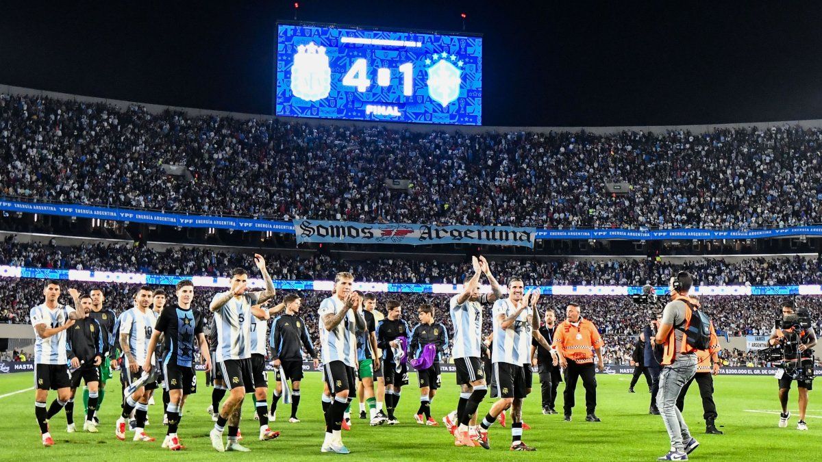 La Selección Argentina aplastó y goleó 4-1 a Brasil por las Eliminatorias