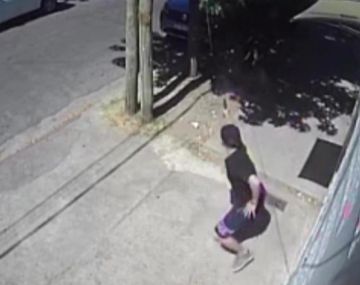 Balearon a un policía retirado durante un robo en Tres de Febrero: lucha por su vida