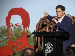 los vendepatria que nos gobiernan: kicillof a milei por la licitacion de la hidrovia los vendepatria que nos gobiernan: kicillof a milei por la licitacion de la hidrovia