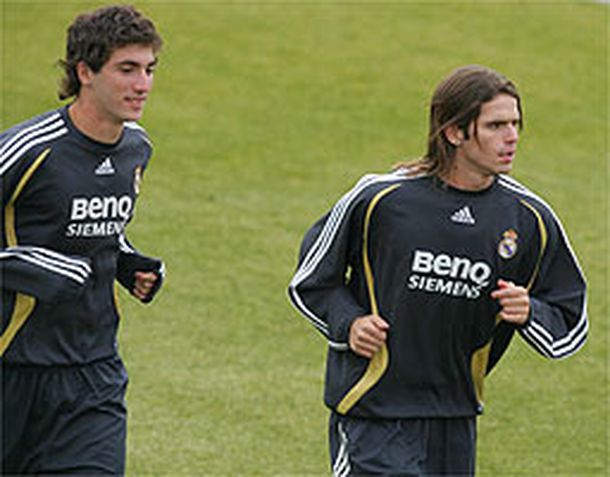Higuain_gago_web