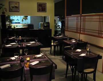 Raid delictivo de motochorros en cuatro locales de comidas