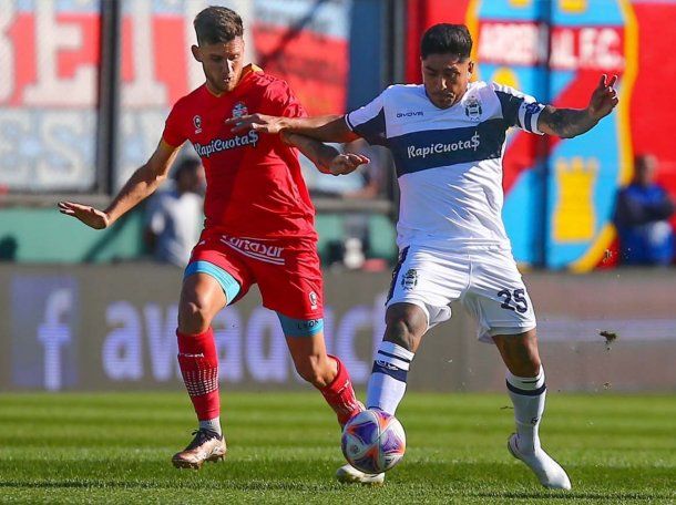 Fútbol libre por celular: cómo ver en vivo Arsenal vs Gimnasia de La Plata