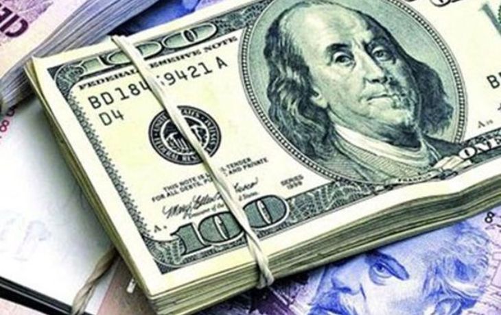El dólar negro avanzó a $8,58 y el oficial cerró estable