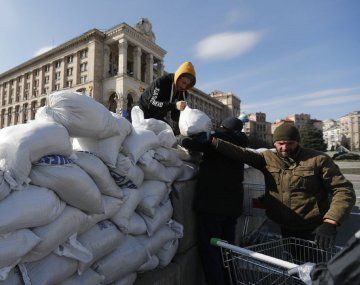 Toque de queda en Kiev: al menos dos muertos por ataque ruso a la capital ucraniana