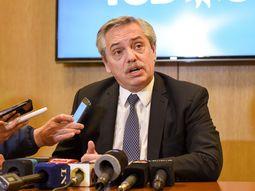 Alberto Fernández en su oficina Alberto Fernández en su oficina