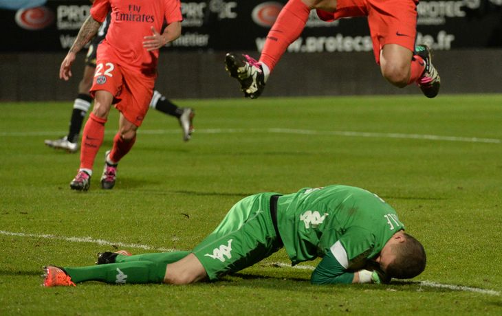 Con Lavezzi y Di María, el PSG empató y mantuvo la punta del campeonato