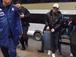 El momento del arribo del 10 al hotel El momento del arribo del 10 al hotel