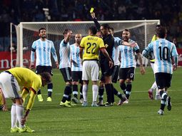 estadistica: ¿quien es el mas pegador de la seleccion en la copa? estadistica: ¿quien es el mas pegador de la seleccion en la copa?