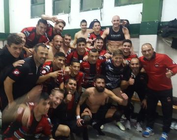 Patronato derrotó a Sarmiento y sigue en Primera - Crédito: @ClubPatronatoOf 