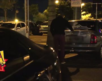 Una lección: pintó autos estacionados en lugares para discapacitados