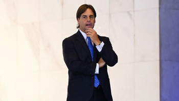 El presidente Luis Lacalle Pou podría ser llamado a Fiscalía a declarar por el escándalo Marset. El presidente Luis Lacalle Pou podría ser llamado a Fiscalía a declarar por el escándalo Marset.