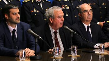 Luis Alberto Heber garantizó la seguridad de los periodistas uruguayos amenazados por Sebastián Marset. Luis Alberto Heber garantizó la seguridad de los periodistas uruguayos amenazados por Sebastián Marset.