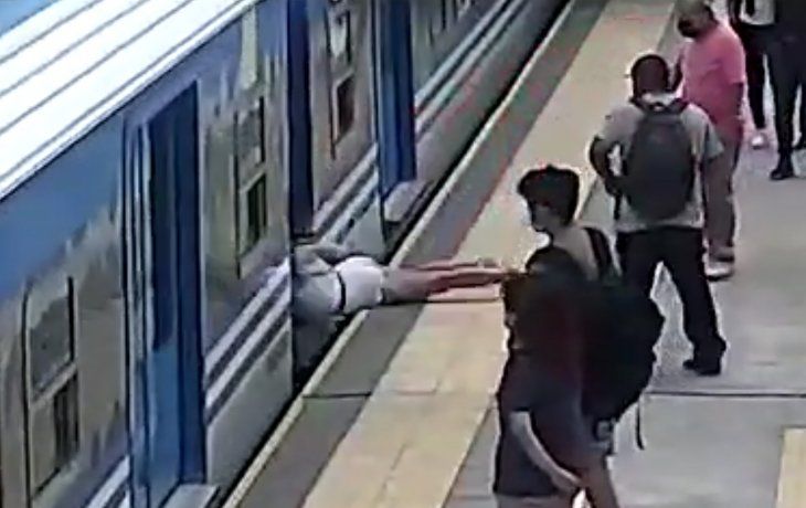 Habló la joven que cayó debajo del tren: No le encuentro sentido a cómo estoy viva