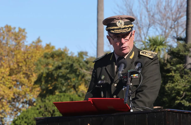 El jefe del Ejército se refirió a la posibilidad de que las Fuerzas Armadas participan en la seguridad interna de Uruguay.