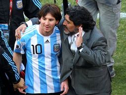 diego maradona, sobre messi: esta madurando como jugador diego maradona, sobre messi: esta madurando como jugador