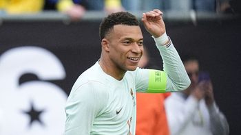 con uno menos casi todo el segundo tiempo, francia le gano 2-1 a brasil con uno menos casi todo el segundo tiempo, francia le gano 2-1 a brasil