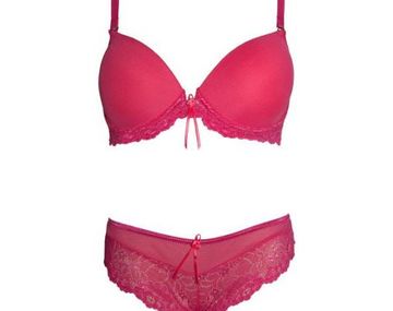 Este ritual de ropa interior que se realiza en Año Nuevo se encarga de brindar éxito y prosperidad en 2025.