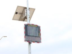 El Ministerio de Transporte y Obras Públicas anunció en las últimas horas la colocación de 112 radares a lo largo de las rutas nacionales. El Ministerio de Transporte y Obras Públicas anunció en las últimas horas la colocación de 112 radares a lo largo de las rutas nacionales.