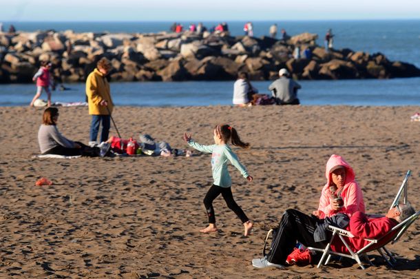 Mar del Plata también se disfruta en invierno (La Capital)