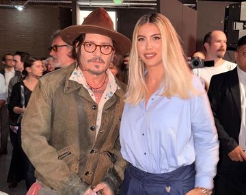 Aseguran que Johnny Depp confundió a Wanda Nara con una empleada de limpieza