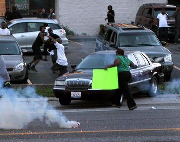 Barack Obama busca aplacar la tensión racial en Misuri