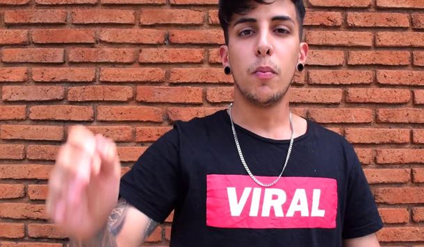 Piden a Uruguay que le retiren licencia de conducir a un youtuber que corre picadas en Buenos Aires