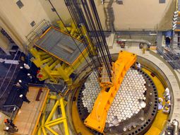 advierten que podrian despedir a 2.200 trabajadores de la central nuclear atucha ii advierten que podrian despedir a 2.200 trabajadores de la central nuclear atucha ii