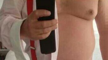 un politico britanico se saco fotos desnudo y se filtraron en facebook un politico britanico se saco fotos desnudo y se filtraron en facebook