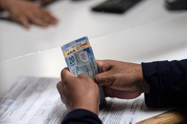 Un grupo de adultos mayores podrán cobrar $3