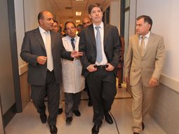 Abal Medina desestimó poner techo a las paritarias