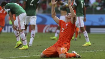 los goles del dramatico triunfo holandes, sobre la hora los goles del dramatico triunfo holandes, sobre la hora