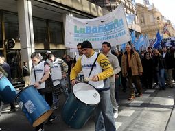 bancarios confirmaron un nuevo paro de 48 horas para esta semana bancarios confirmaron un nuevo paro de 48 horas para esta semana