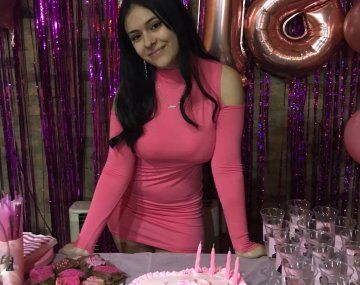 Una joven invitó a sus amigos a su cumpleaños y nadie fue.&nbsp;